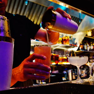 pouring_drinks_small