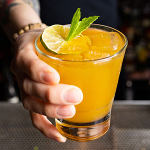 CraftGPT - The First AI Created Cocktail